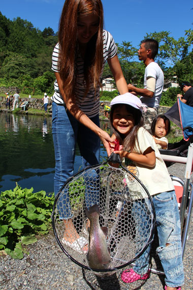 小菅トラウトガーデン 釣果