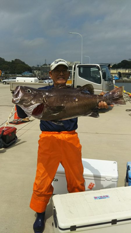 モンロー号 釣果