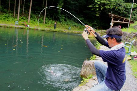 小菅トラウトガーデン 釣果