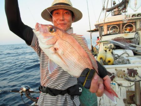 真祐丸 （しんゆうまる） 釣果