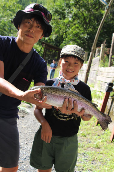 小菅トラウトガーデン 釣果