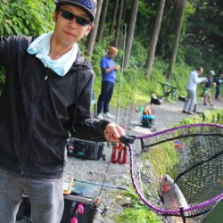 小菅トラウトガーデン 釣果