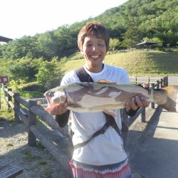 フィッシングレイクたかみや 釣果