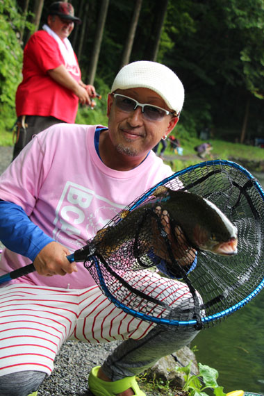 小菅トラウトガーデン 釣果