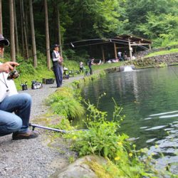 小菅トラウトガーデン 釣果