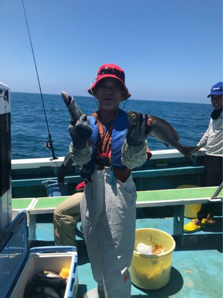 丸万釣船 釣果