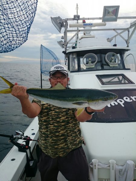 エンペラー 釣果