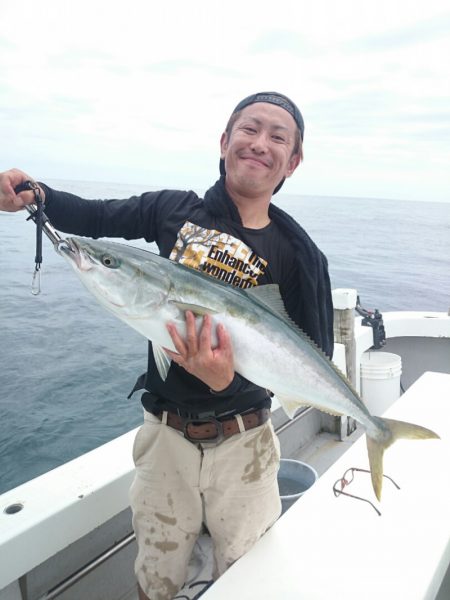 エンペラー 釣果