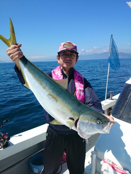 エンペラー 釣果