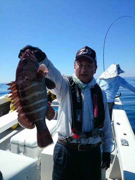 エンペラー 釣果