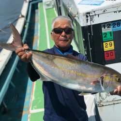 丸万釣船 釣果
