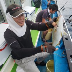 丸万釣船 釣果