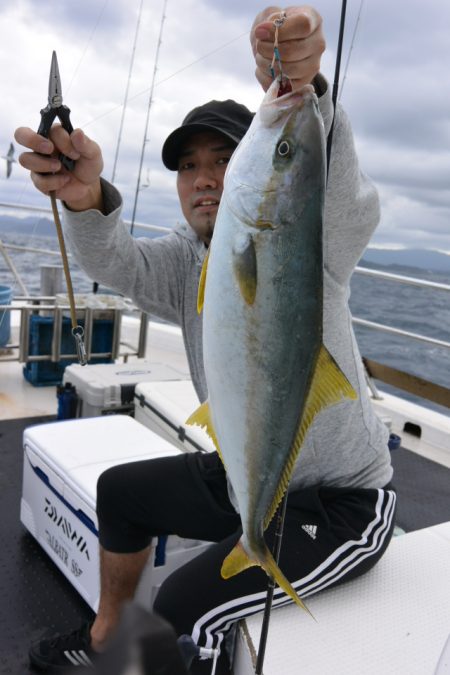 ジギング船 BLUEWATER 釣果