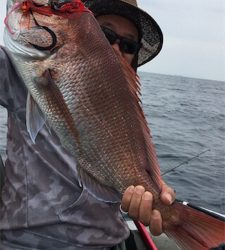 マイボートでタイラバ、ジギング釣行。