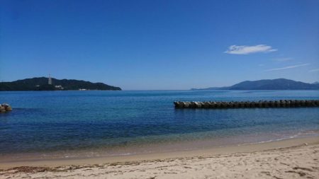 栗田海岸で投げ釣り