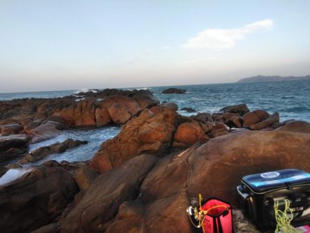 三投目でイサキ36cm・・