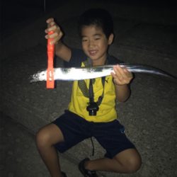 子供釣りタチウオ