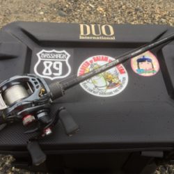 トップで水面爆発！