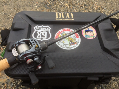 トップで水面爆発！