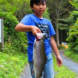 小菅トラウトガーデン 釣果