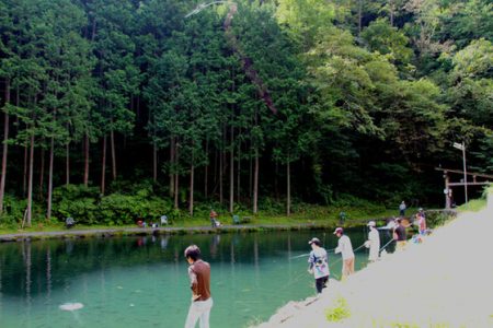 小菅トラウトガーデン 釣果