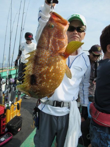 真祐丸 （しんゆうまる） 釣果