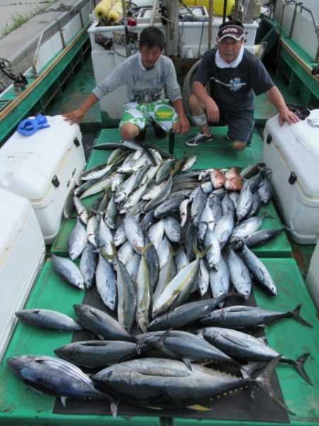 真祐丸 （しんゆうまる） 釣果