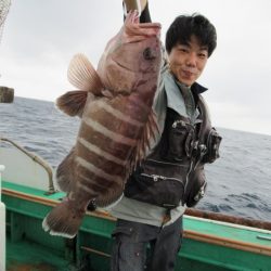 真祐丸 （しんゆうまる） 釣果