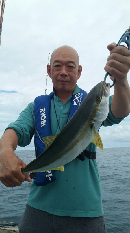 鷹王丸 釣果