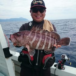 エンペラー 釣果