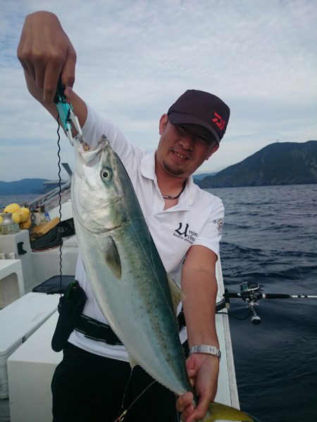 エンペラー 釣果