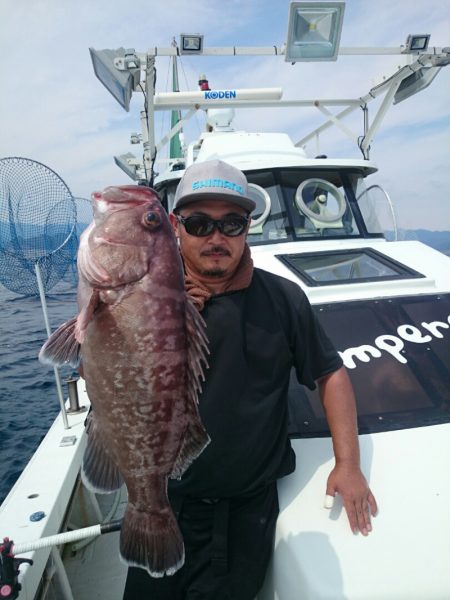 エンペラー 釣果