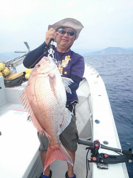 エンペラー 釣果