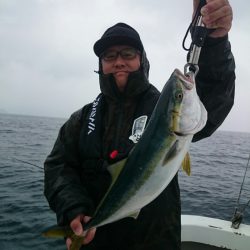 エンペラー 釣果