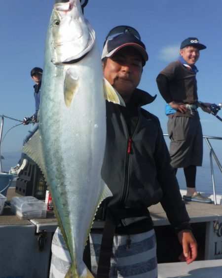 ブルースフィッシングサービス 釣果