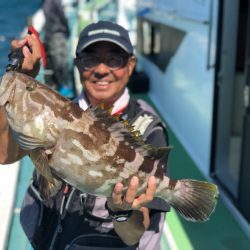 丸万釣船 釣果
