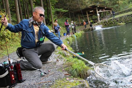 小菅トラウトガーデン 釣果