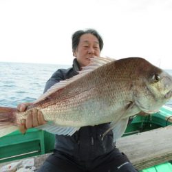 真祐丸 (しんゆうまる) 釣果