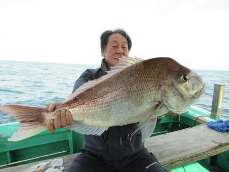 真祐丸 (しんゆうまる) 釣果