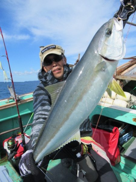 真祐丸 （しんゆうまる） 釣果