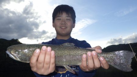 フィッシングレイクたかみや 釣果