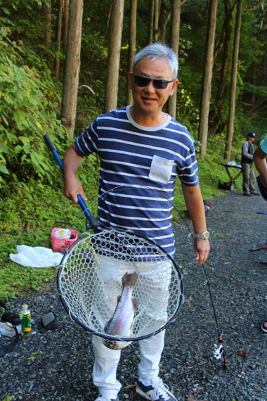 小菅トラウトガーデン 釣果