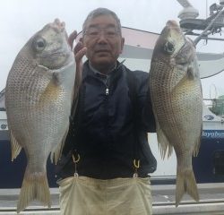 博栄丸 釣果