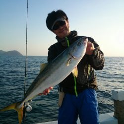 エンペラー 釣果