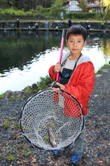 小菅トラウトガーデン 釣果