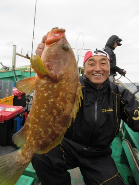 真祐丸 (しんゆうまる) 釣果