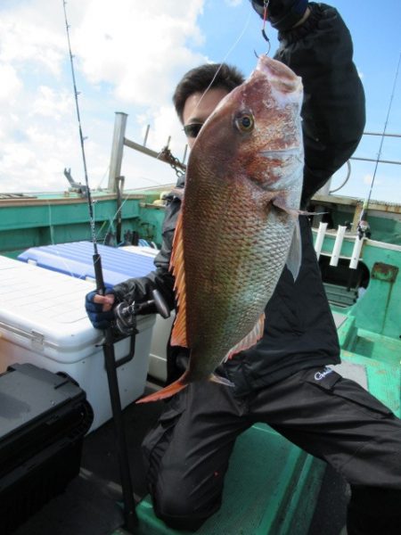 真祐丸 （しんゆうまる） 釣果