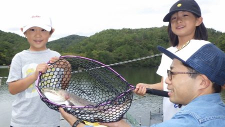 フィッシングレイクたかみや 釣果