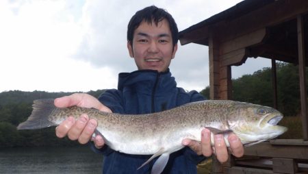フィッシングレイクたかみや 釣果