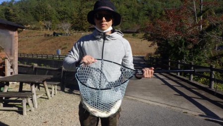 フィッシングレイクたかみや 釣果